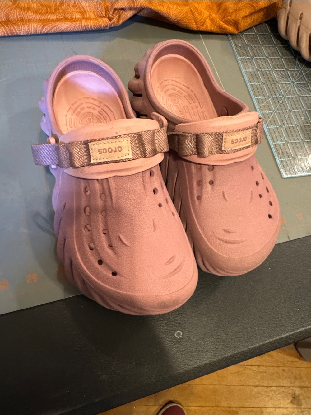 CROCS Echo Dusty Rose Women’s Clogs